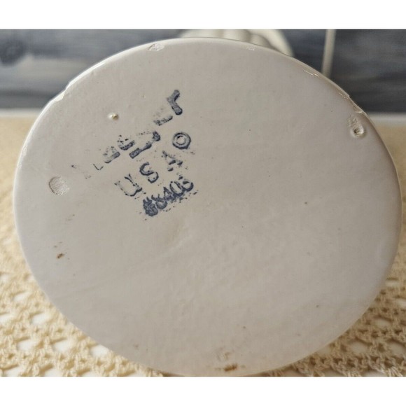 Vintage Haeger Pottery Vase #8403 Ribbed Pitcher Ewer Gloss White Cream (read) - Picture 5 of 10